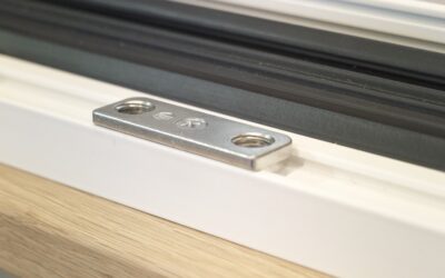 Aria aperta e sicurezza: serramenti con Contatto d’allarme SMP